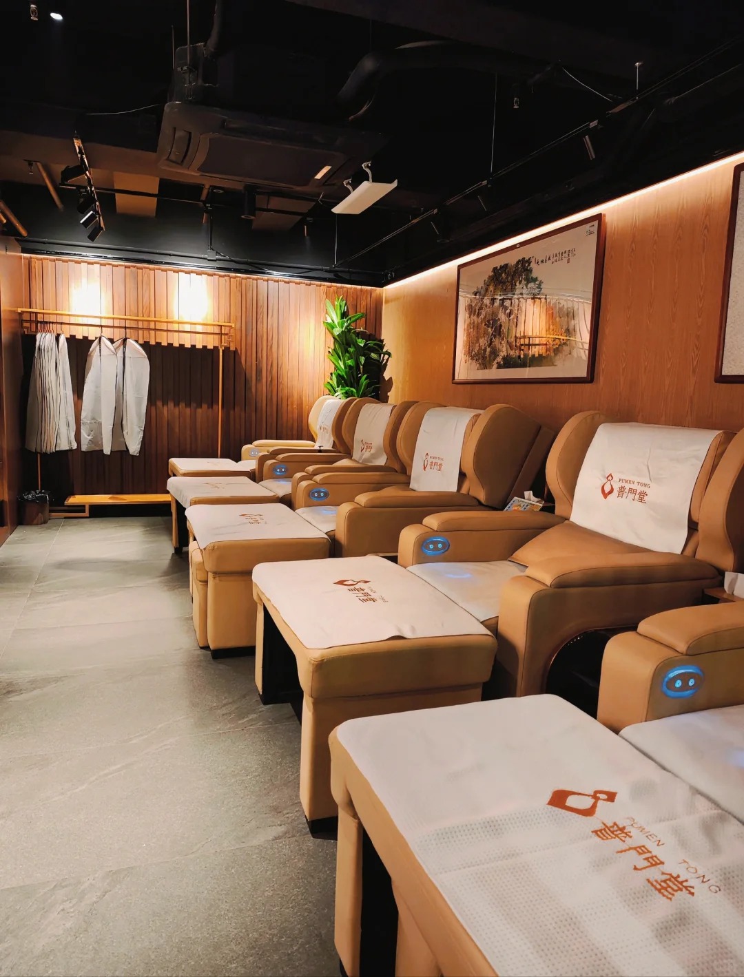 普门堂中医养生馆按摩体验 |  祛湿薰蒸 | 足疗 | 全身经络 |佐敦