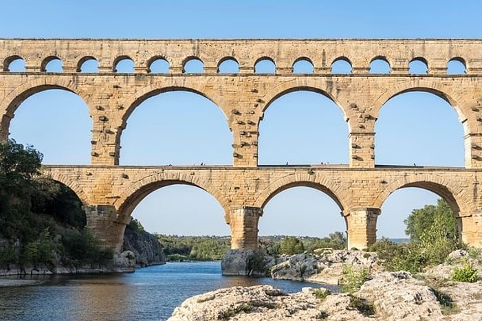 圣雷米 & 普罗旺斯 & 加尔桥之旅（阿维尼翁出发）