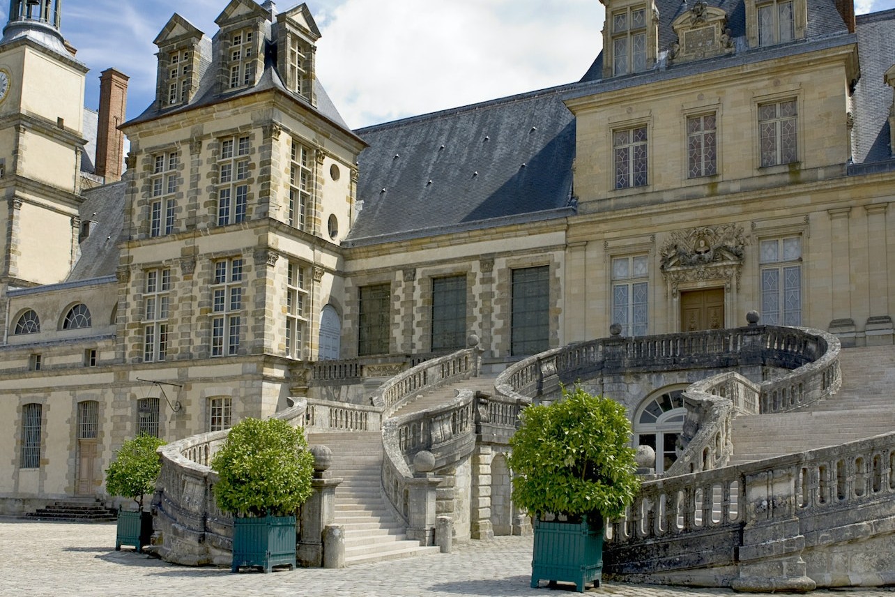 枫丹白露宫 & 子爵堡一日游（巴黎出发）