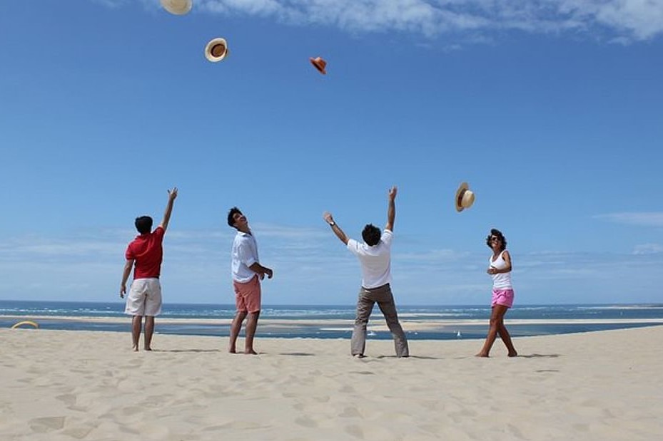 阿卡雄之旅（含皮拉沙丘攀爬 & 牡蛎品尝）