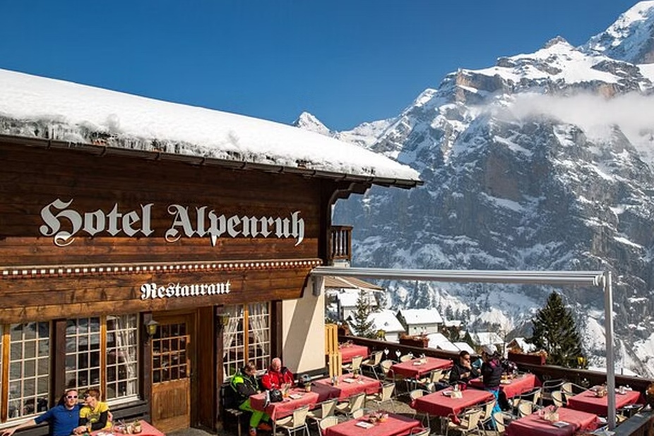 因特拉肯劳特布龙嫩山谷 & 米伦阿尔卑斯山村庄之旅