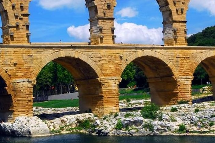 普罗旺斯一日游（含教皇新堡葡萄酒品尝）