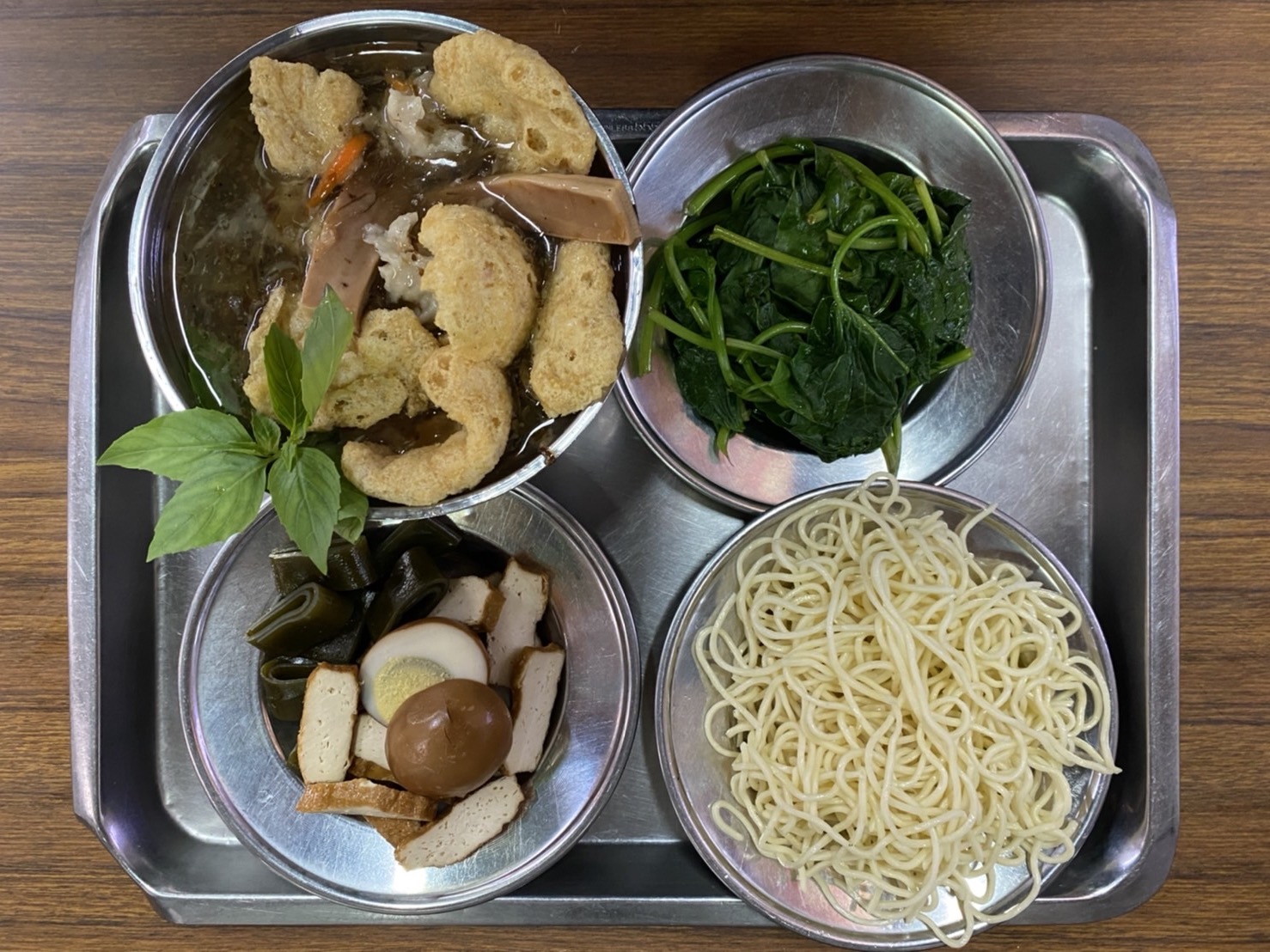 钟记通化鱿鱼羹：三种羹套餐(附青菜&卤菜)