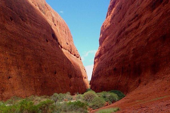 卡塔丘塔圆顶徒步之旅