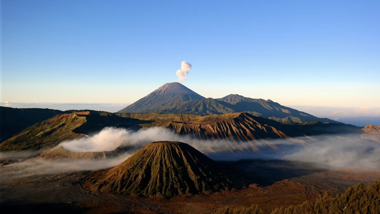 布罗莫火山 & 伊真火山口多日游（泗水 / 玛琅出发）
