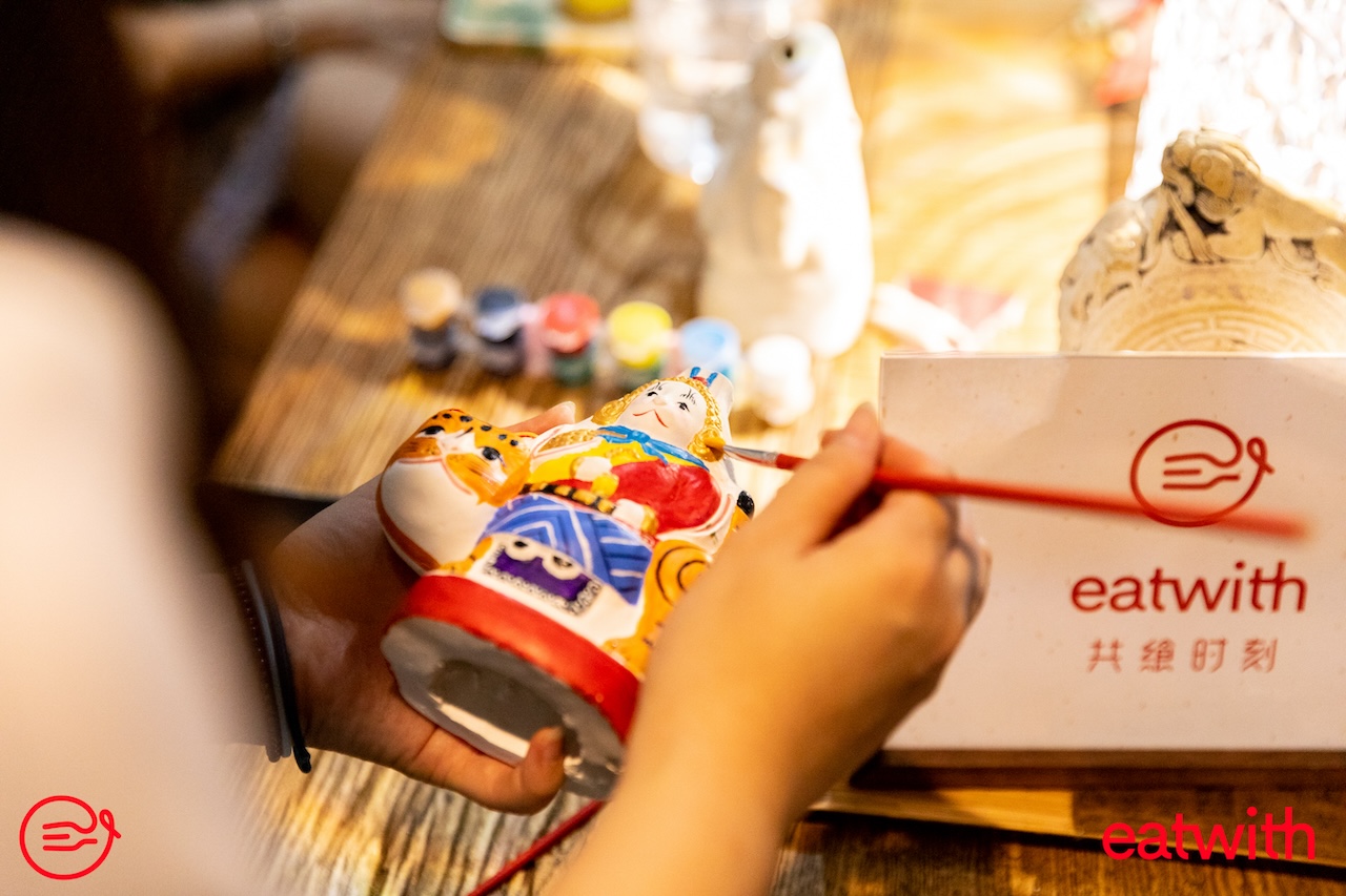 画兔儿爷&吃清真炸酱面京韵体验-Eatwith