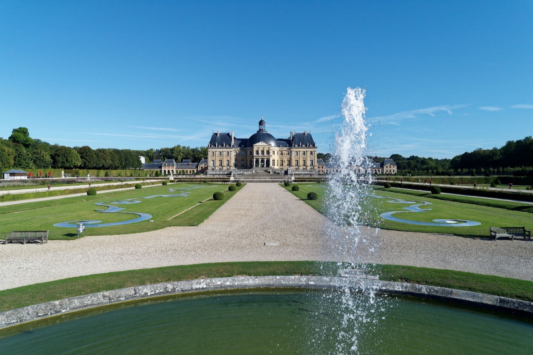 枫丹白露宫 & 子爵城堡一日游（巴黎出发）