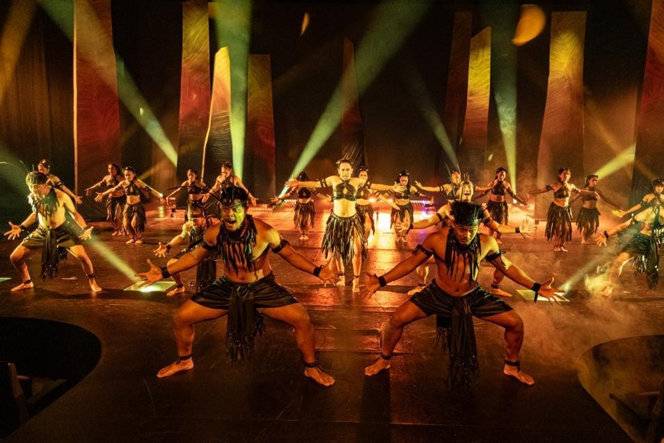 关岛Karera沙堡歌舞秀