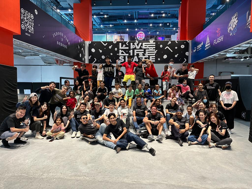 新加坡Por Vida Skateboarding室内滑板体验