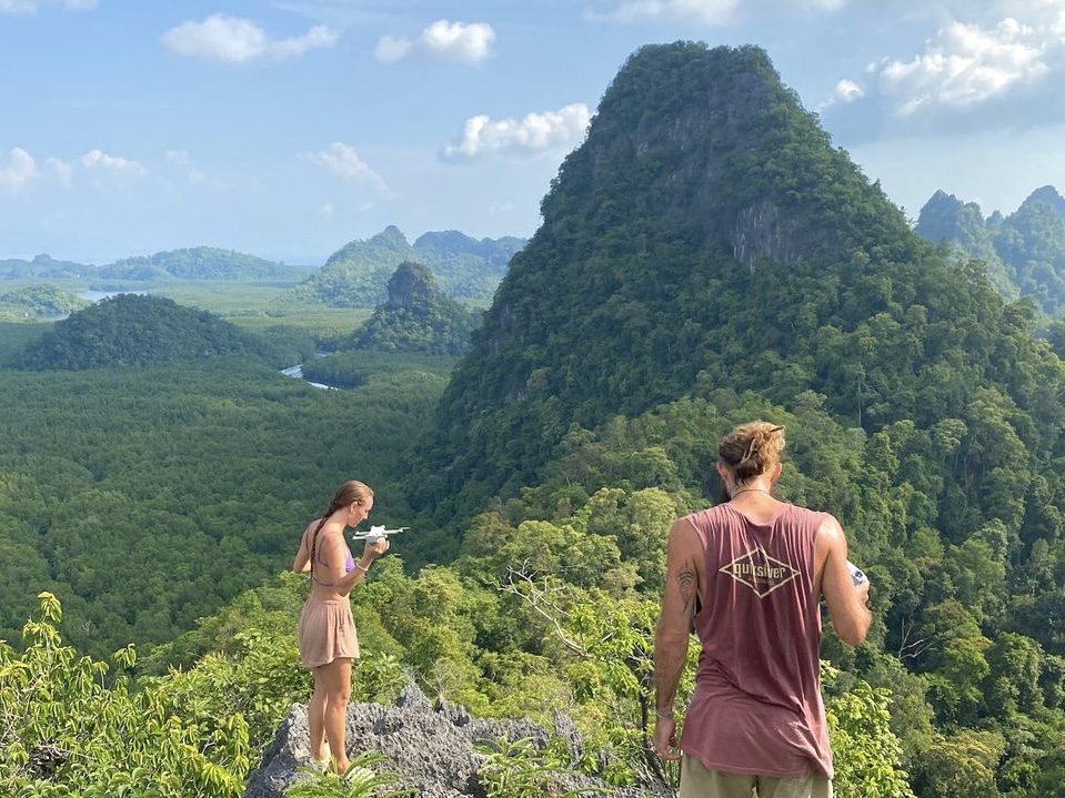 兰卡威地质森林徒步 & SUP立式划浆体验