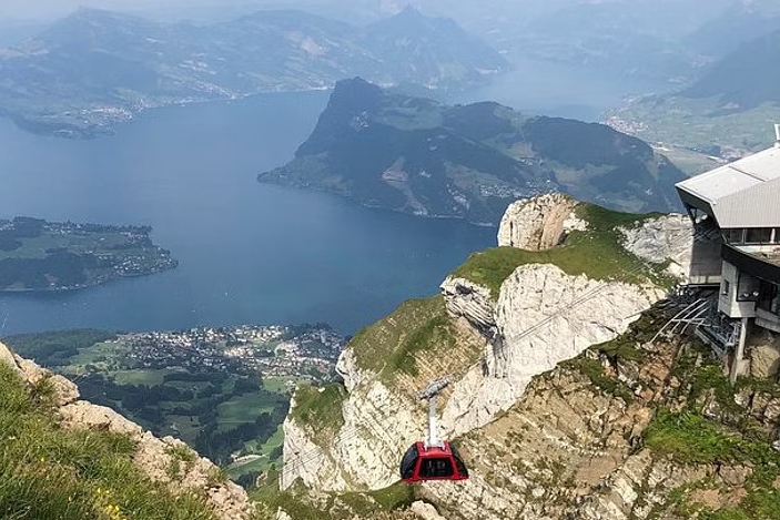 皮拉图斯山历史文化之旅（含游船体验）- 巴塞尔／琉森出发