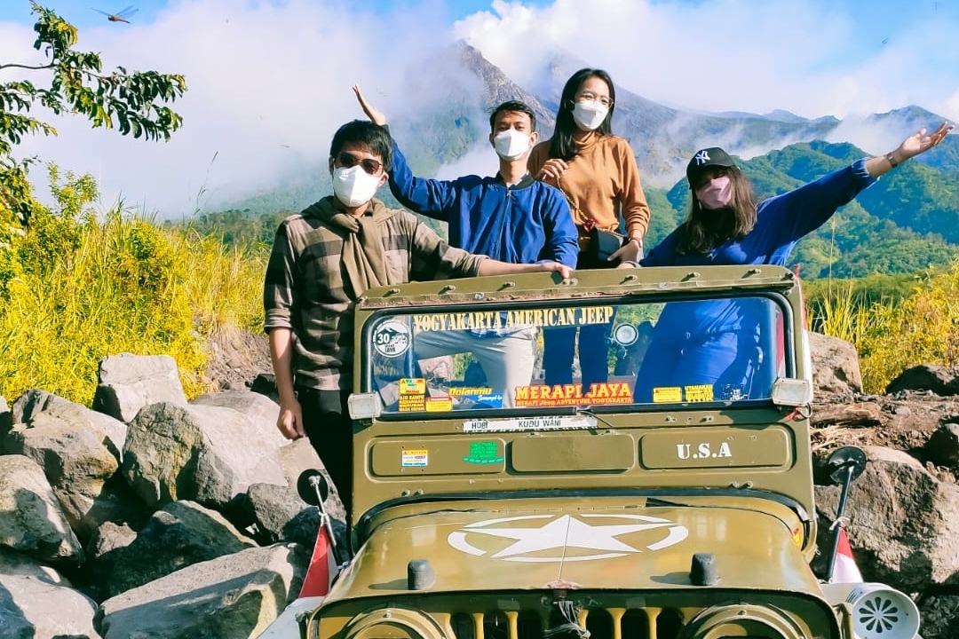 日惹默拉皮火山 & Plaosan 寺一日游