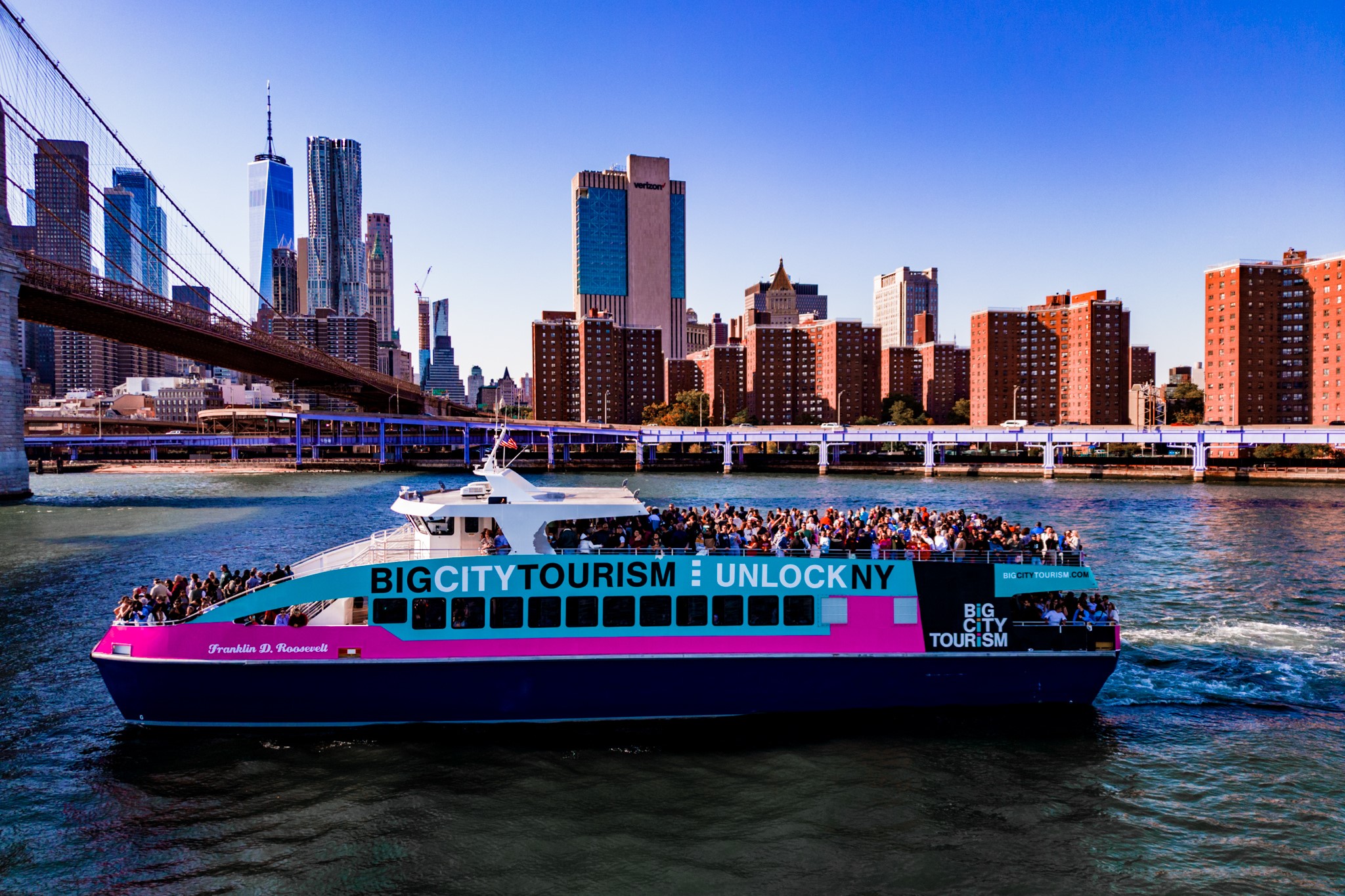 纽约自由女神像观光游轮