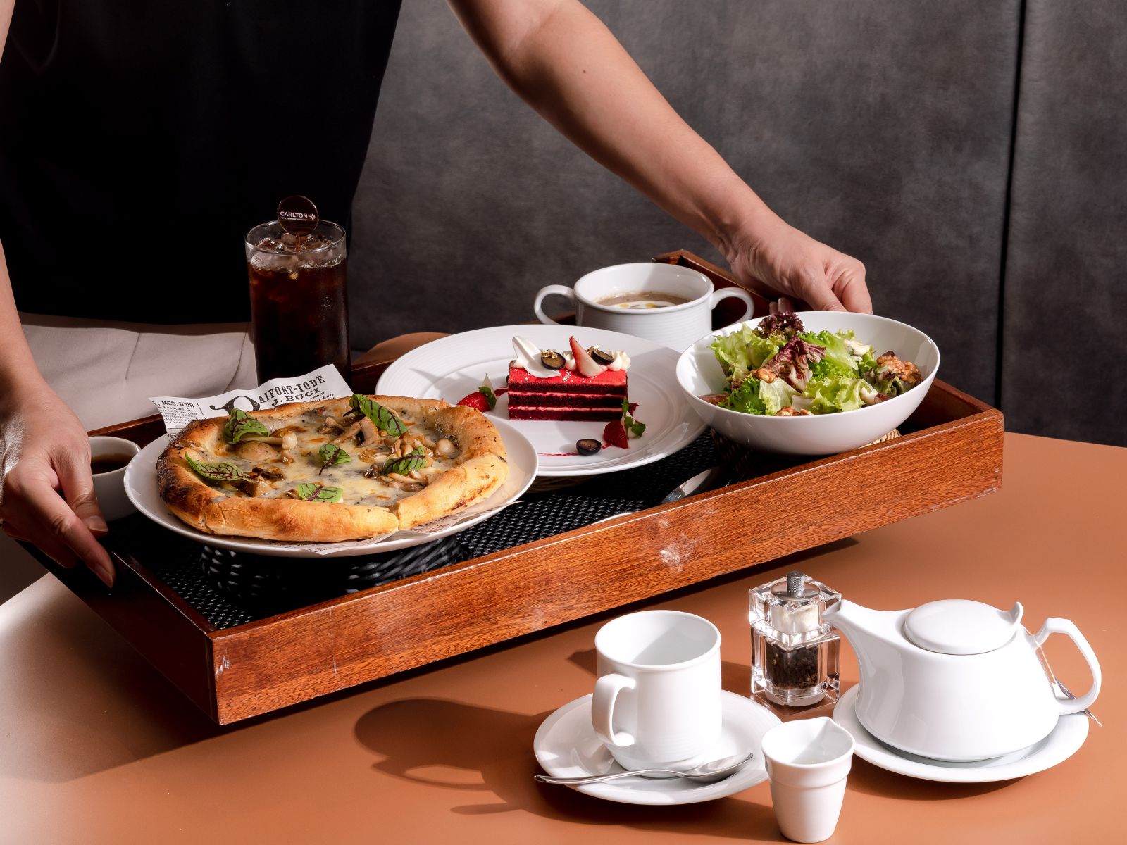 曼谷素坤逸卡尔顿酒店Plate餐厅