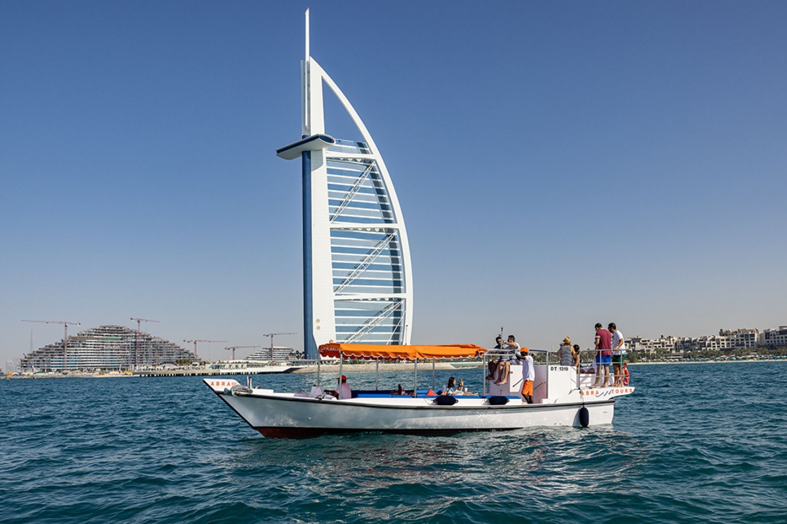 杜拜帆船酒店私人观光游船巡航