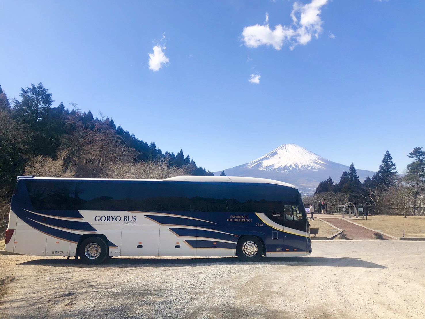 富士山河口湖＆新仓山公园＆御殿场Premium Outlets一日游丨东京出发