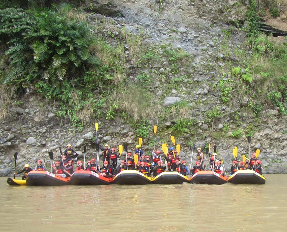 达沃河漂流体验