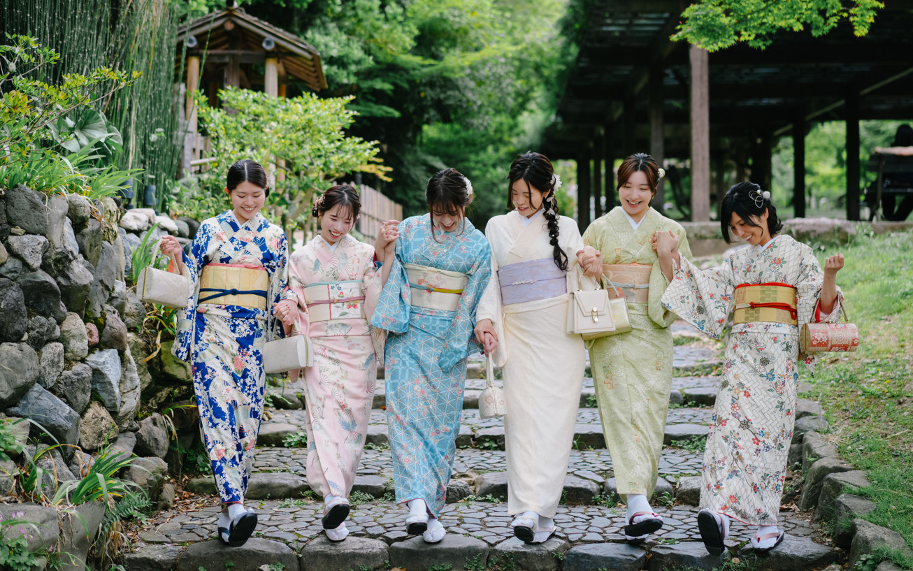 伏见稻荷周边 和服租赁体验（京都／レンタル着物first提供）