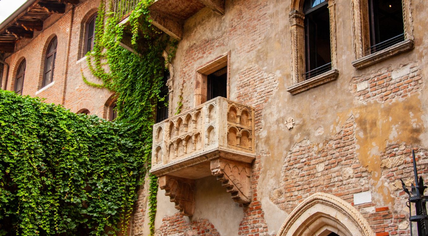 维罗纳 & 西尔苗内一日游（米兰出发）