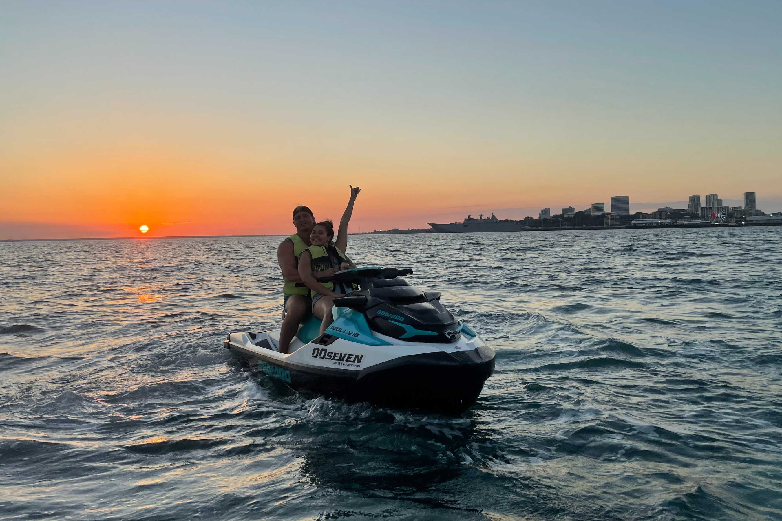 达尔文日落水上摩托车体验