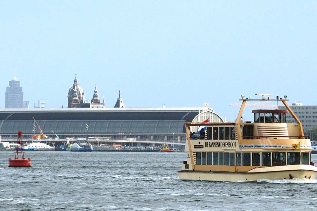 阿姆斯特丹煎饼吃到饱游船体验