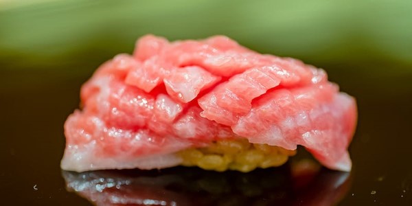 鮨 栞庵 やましろ（Shiorian Yamashiro）米其林品牌寿司店铺 - 东京惠比寿、新宿、吉祥寺