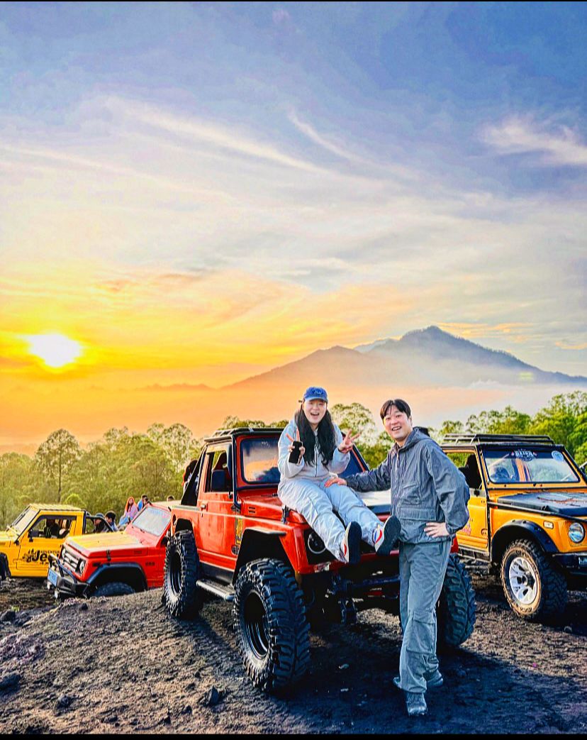 峇里岛金塔马尼 Pinggan 村日出 4WD 吉普车之旅