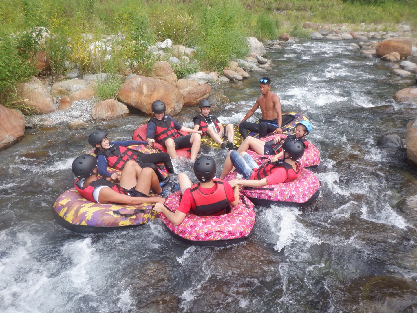宜兰那山那谷漂漂河