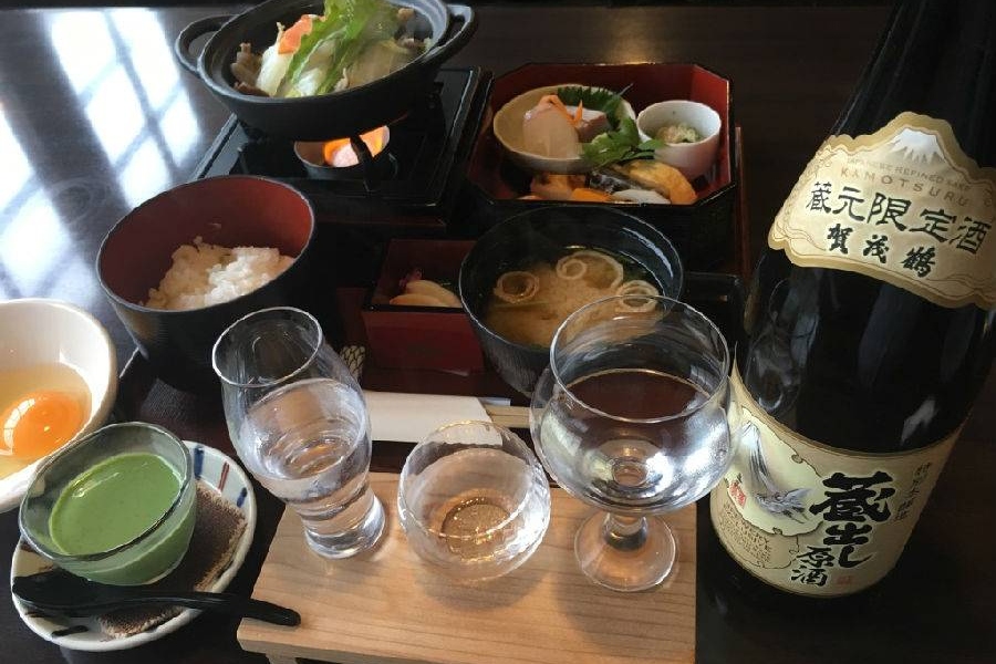 贺茂鹤酒造清酒厂之旅（含清酒餐饮体验）