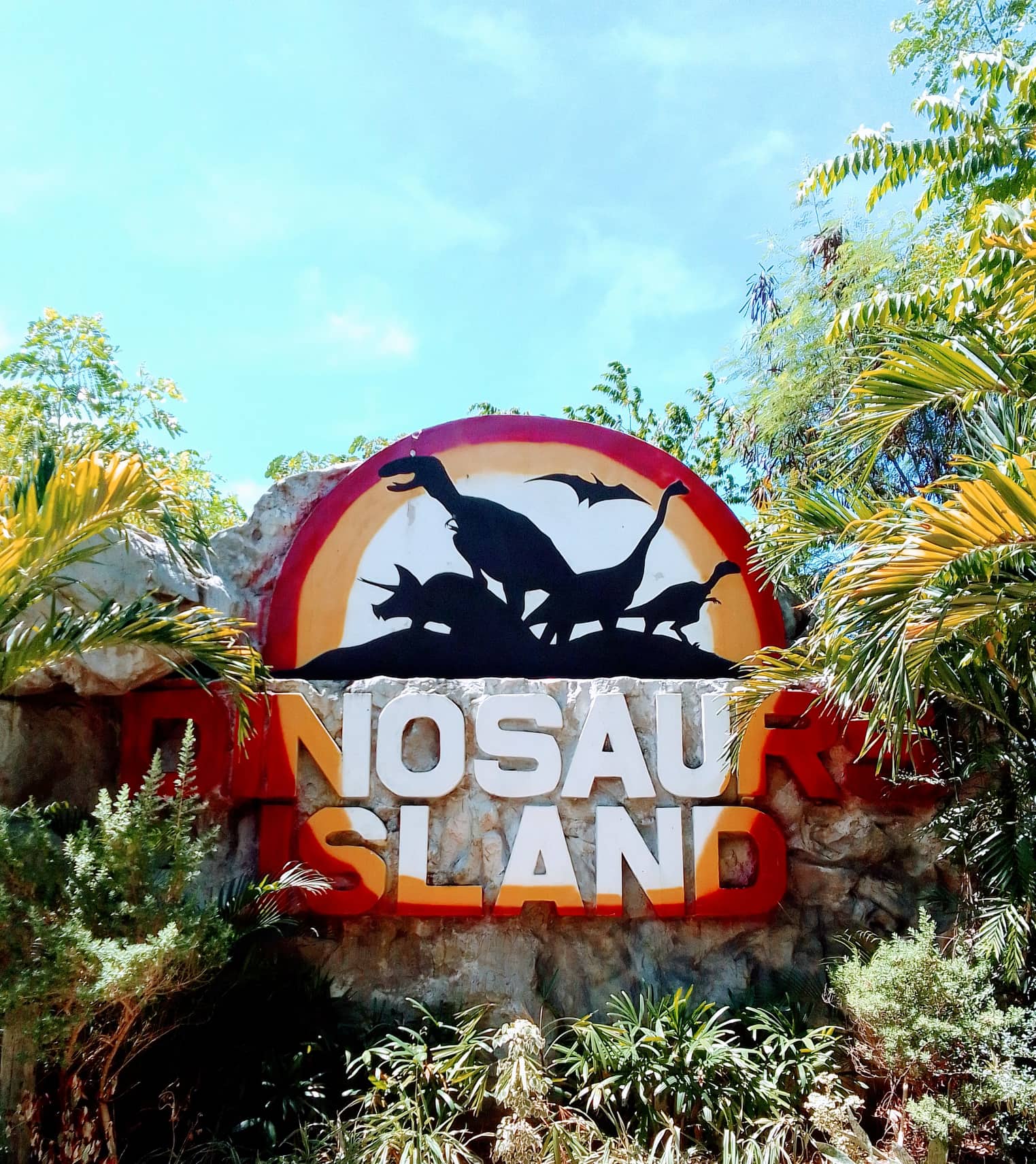 伊洛克斯恐龙岛门票