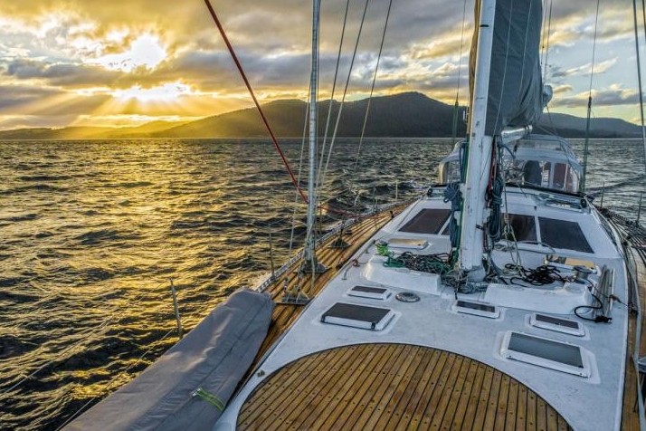 霍巴特过夜包船巡游