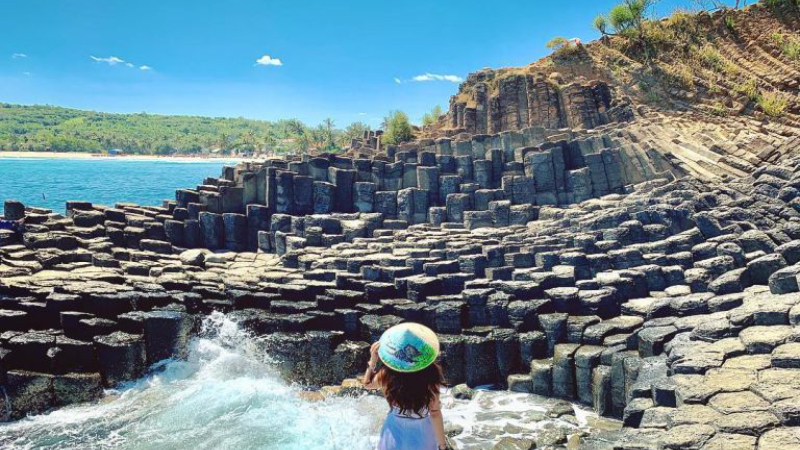 富安一日游（Mang Lang教堂 & Ganh Da Dia & Bai Xep）（归仁出发）