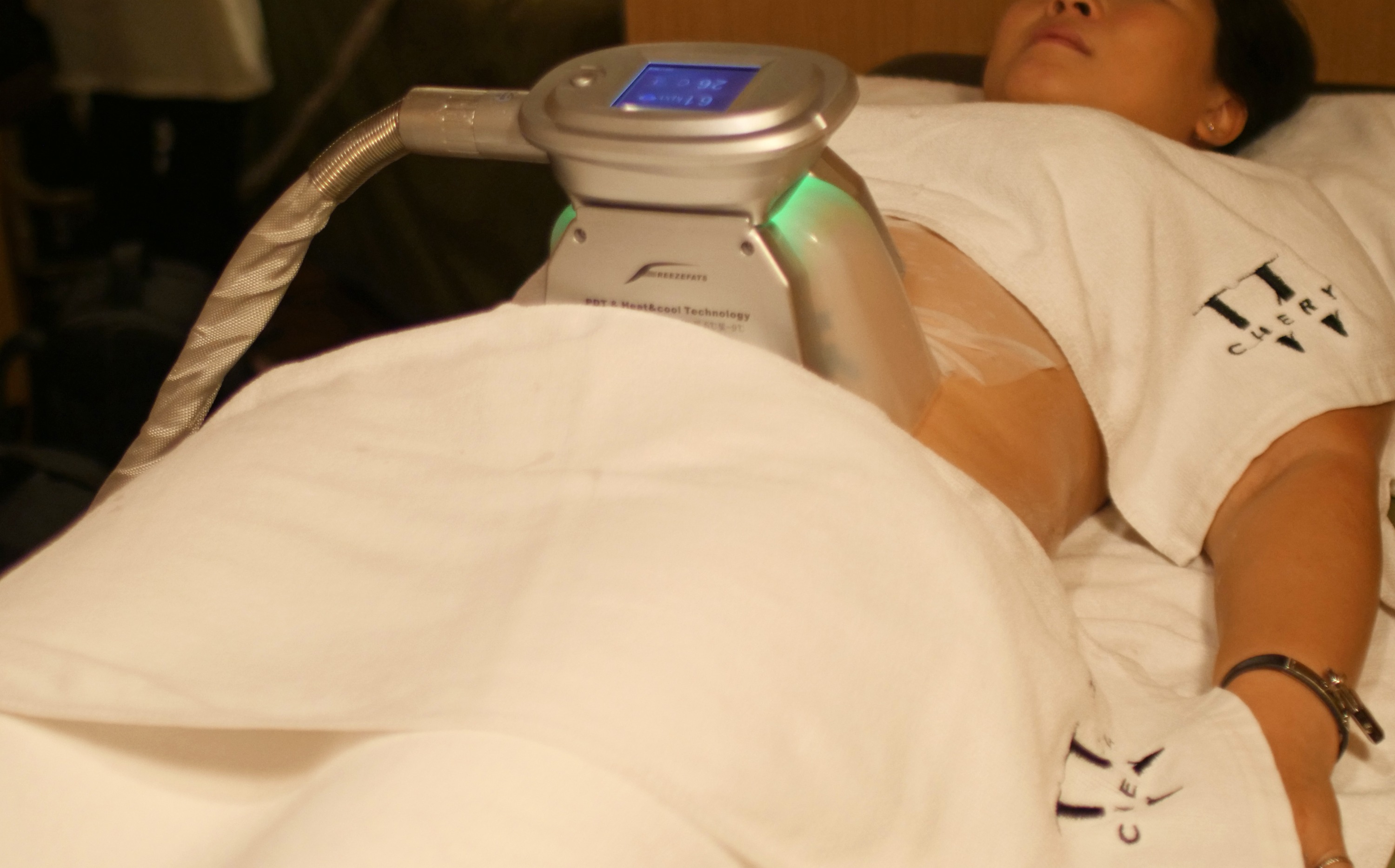 新加坡 Cheryl W 按摩＆脸部护理体验