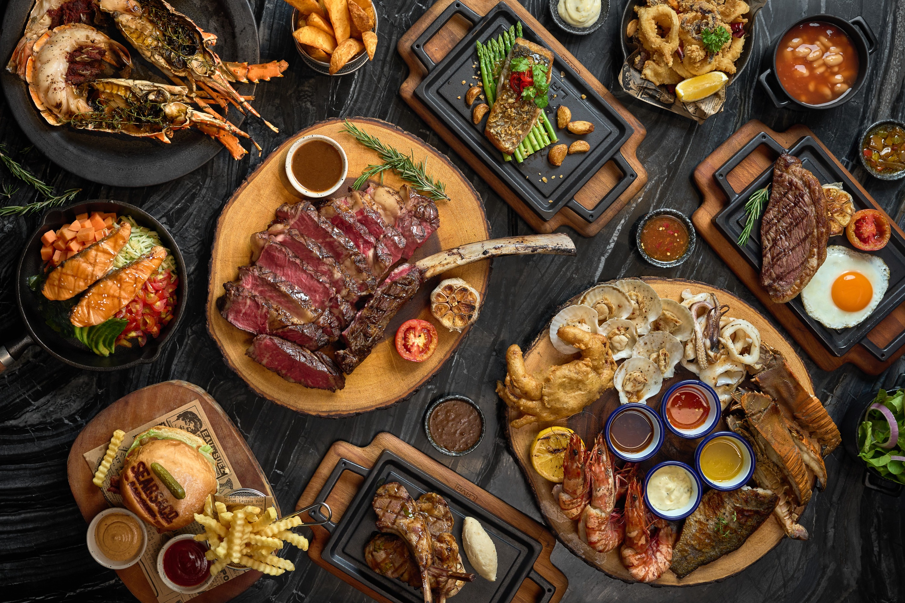 Sears & Co Bar and Grill at Four Points by Sheraton Phuket Patong Beach Resort（普吉岛芭东海滩福朋喜来登度假酒店）