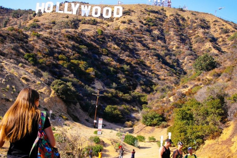 好莱坞标志登山健行私人游