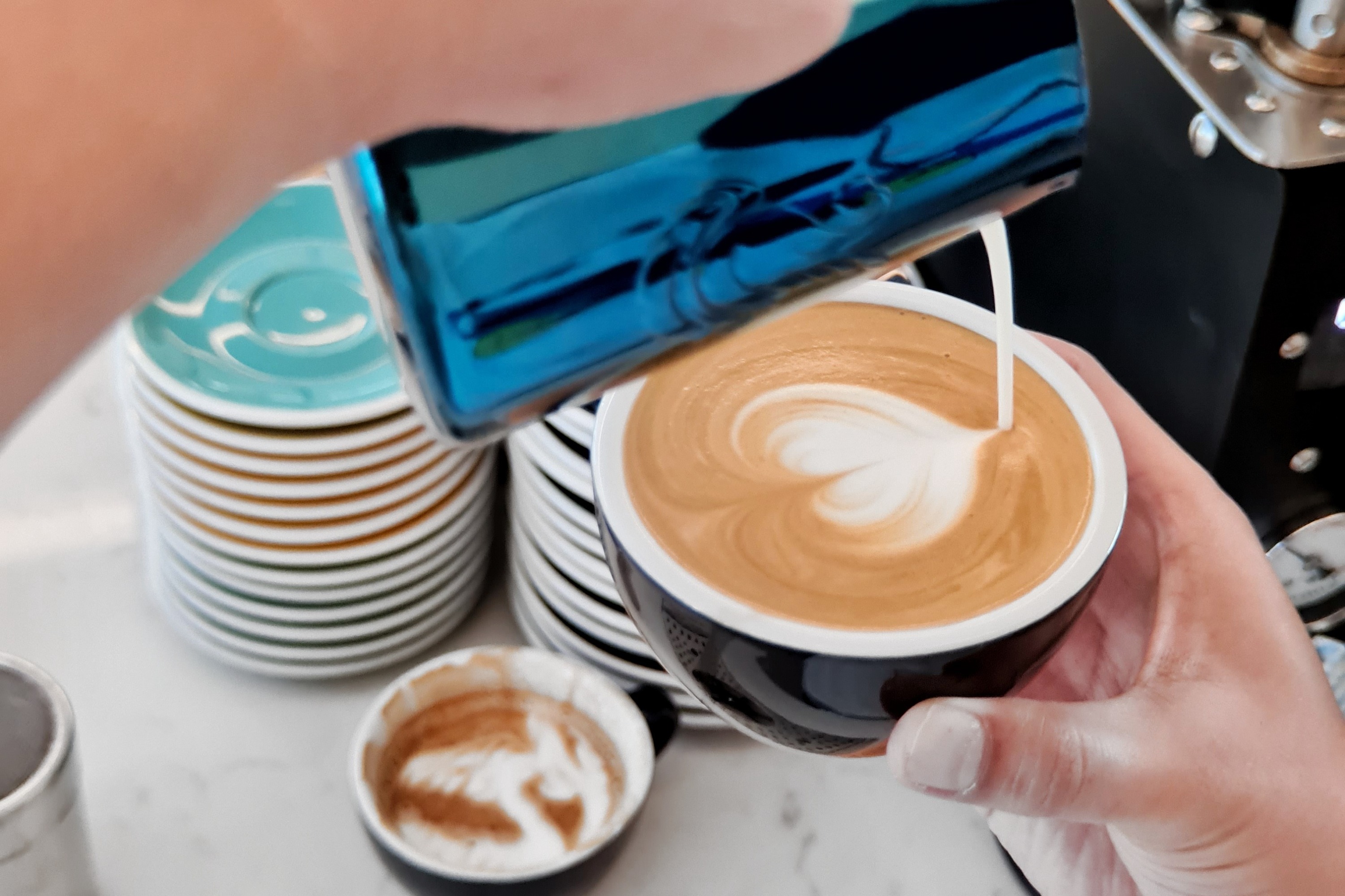 芽笼巴鲁拿铁拉花艺术工作坊