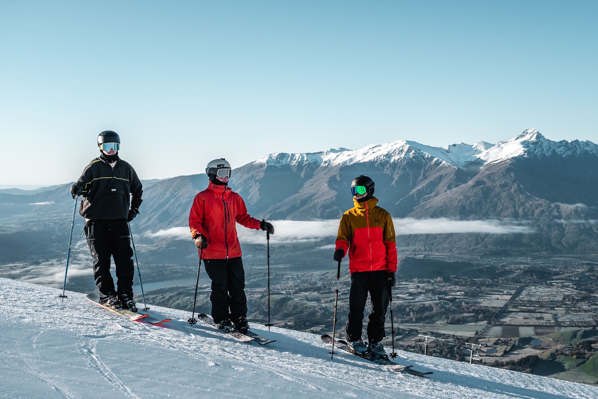 皇冠峰滑雪场初级滑雪课程