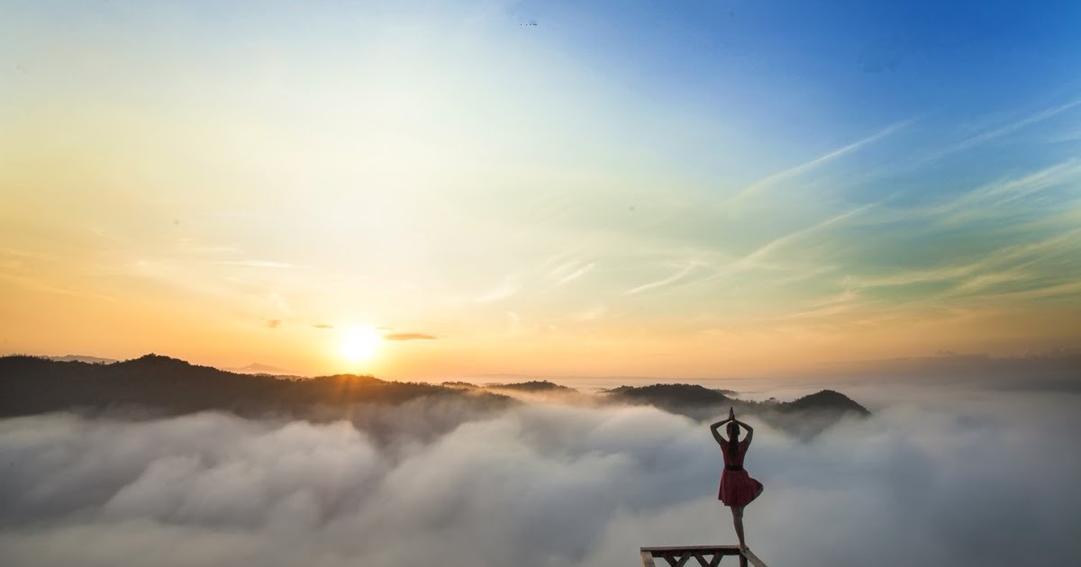 日惹摩托车之旅（Bukit Panguk日出 & Bukit Mojo & Rumah hobbit & Puncak Becici）