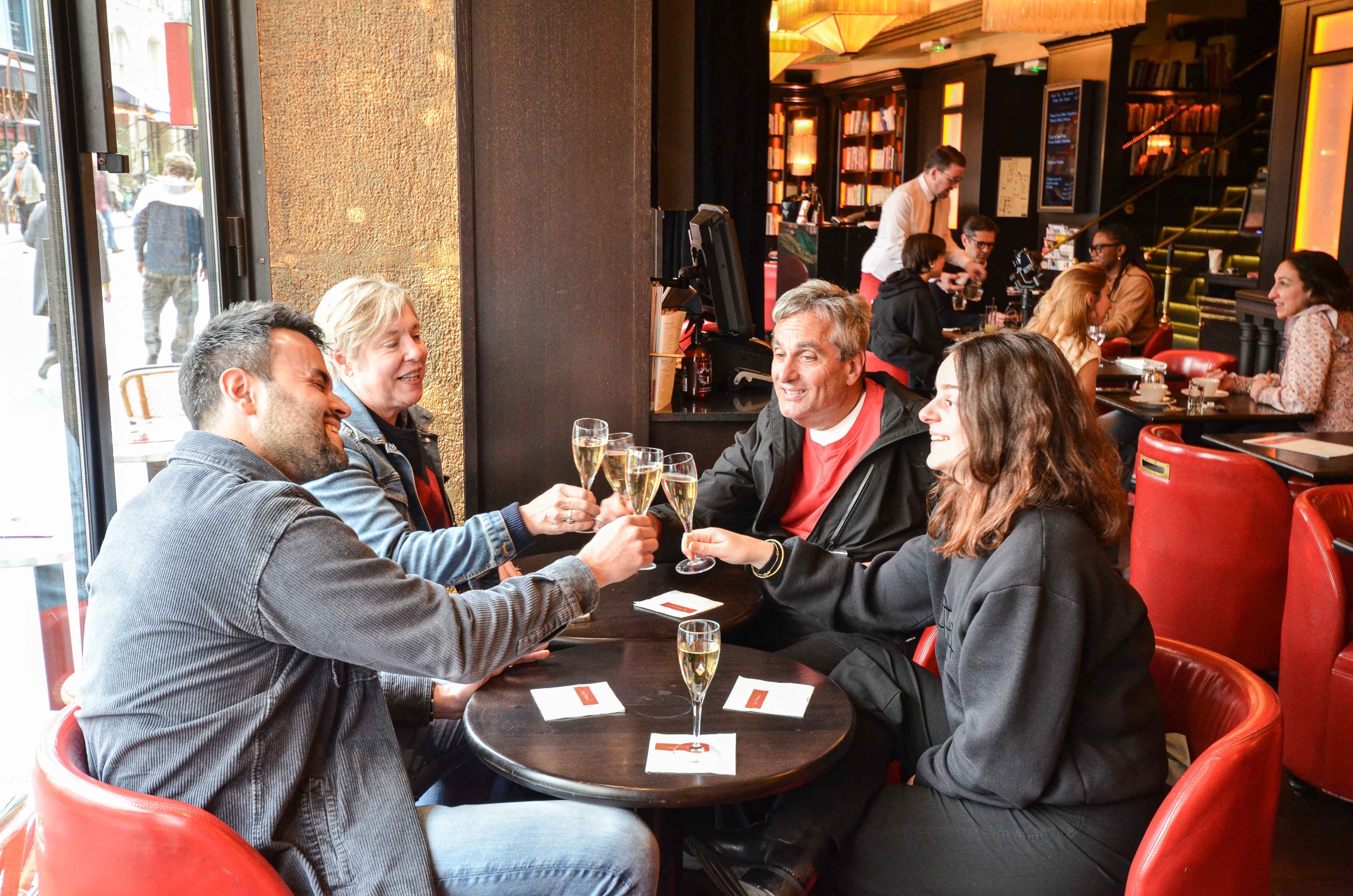 巴黎香槟品酒 & 美食探索之旅