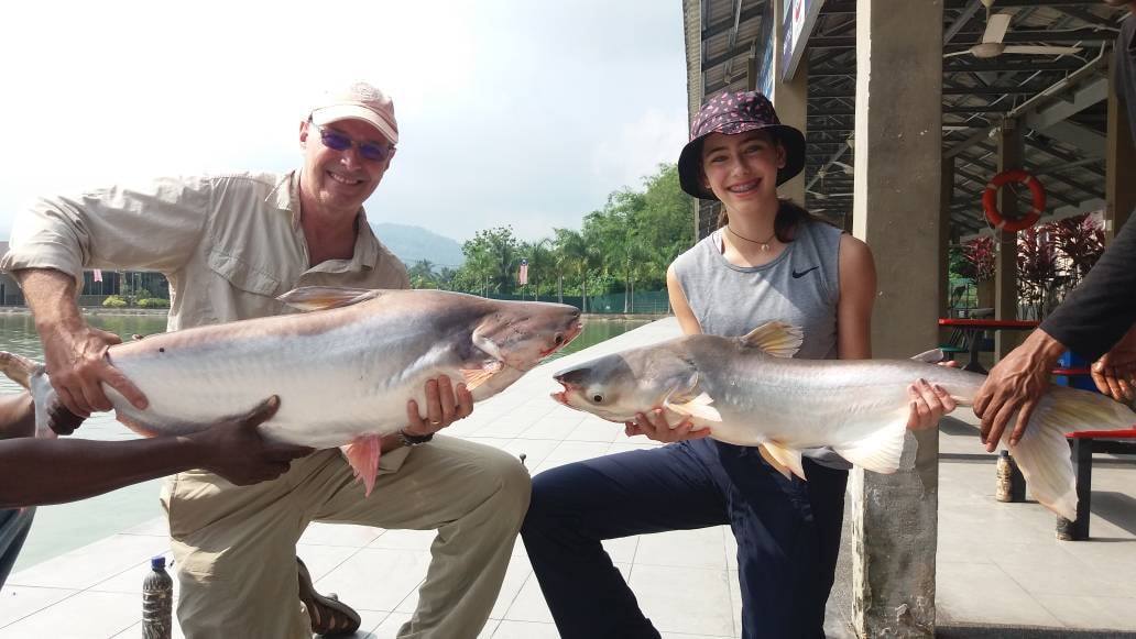 钓鱼体验 - Hulu Langat Fishing Resort