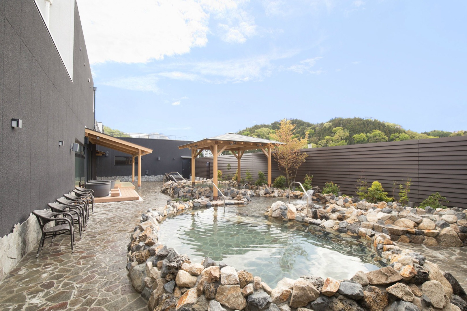 都留 Yorimichinoyu 温泉体验