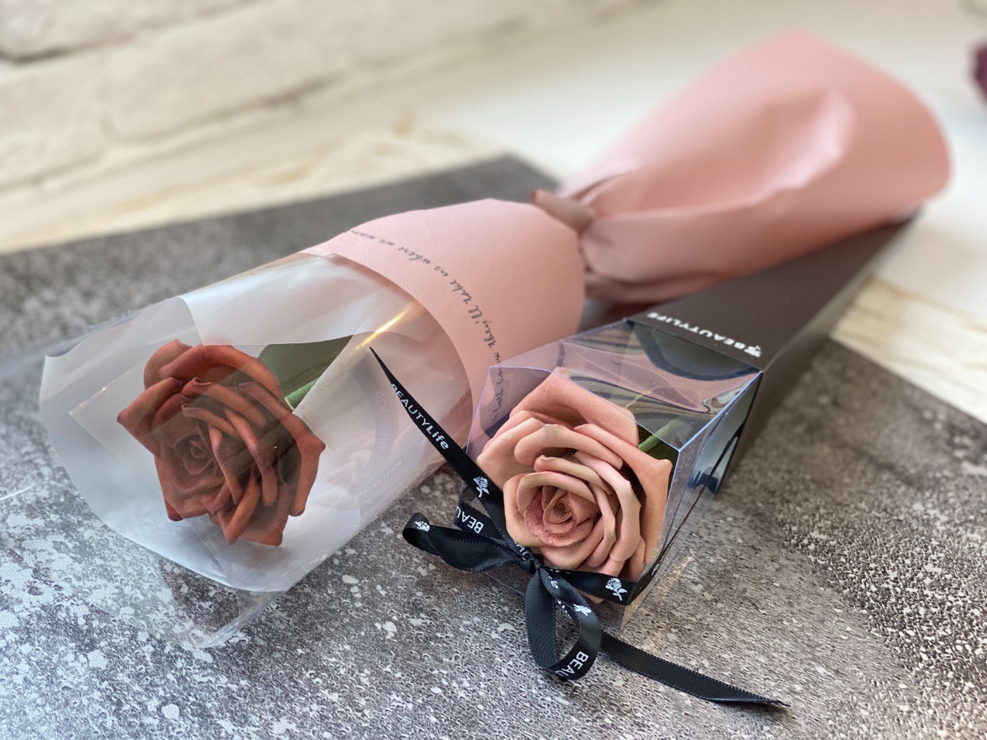 LCM皮革工作室 - 皮革小物工作坊 | 银包 | 皮纸鹤装饰 | 铜锣湾