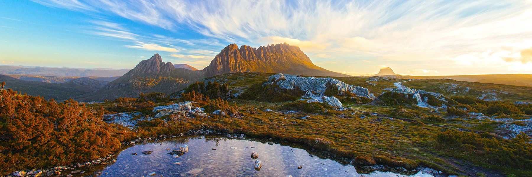 从朗塞斯顿出发前往摇篮山和谢菲尔德的一日游