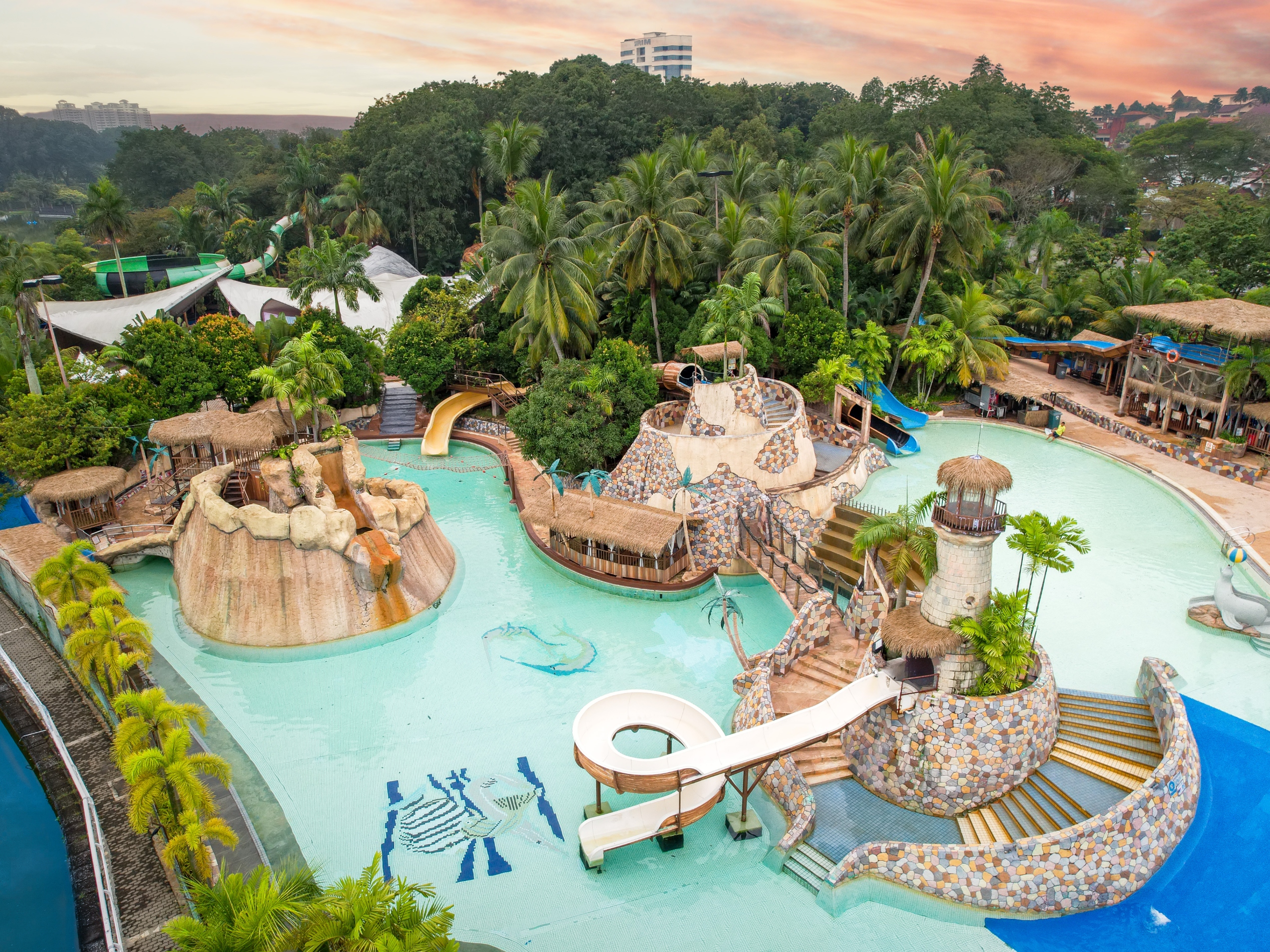 莎阿南 Wet World Water Park 水上乐园门票