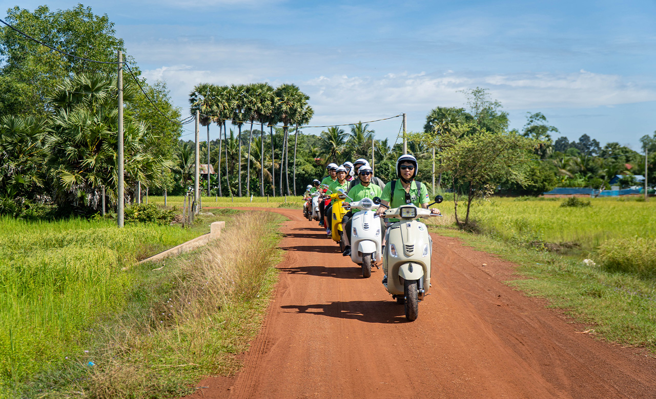 暹粒乡村伟士牌机车之旅