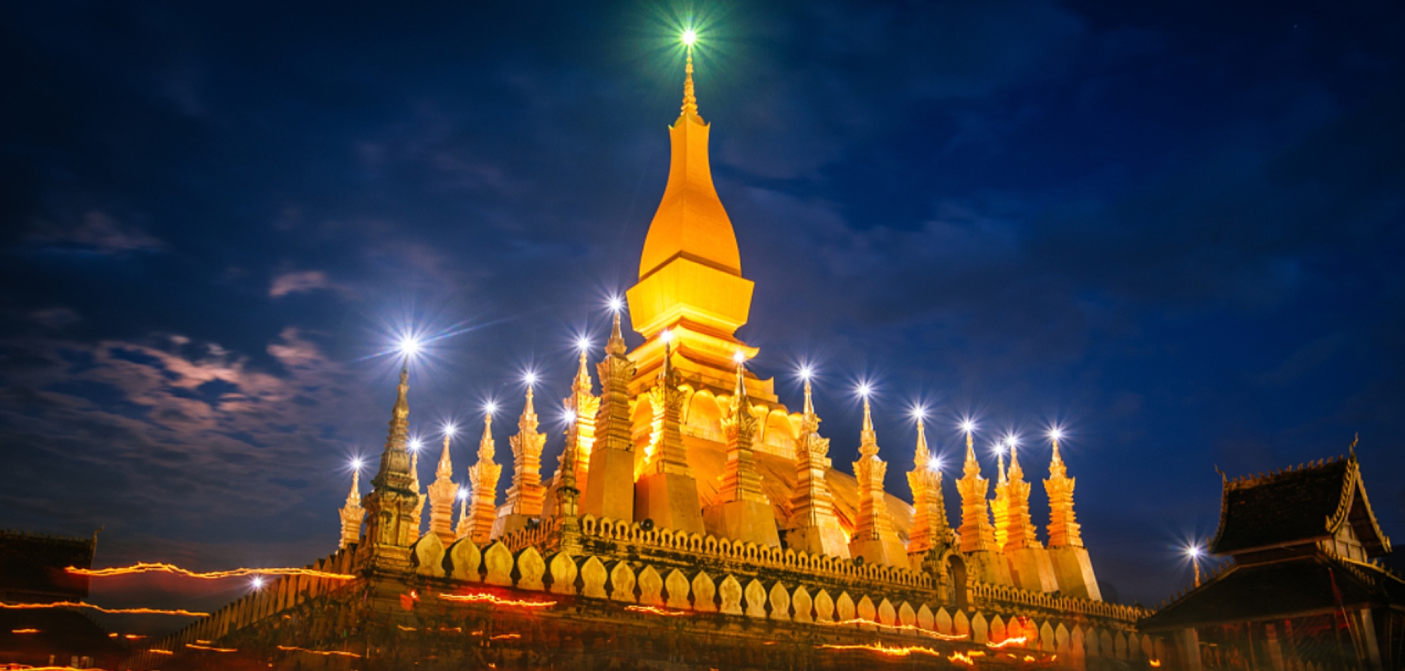 永珍塔銮＆永珍当代艺术博物馆＆凯旋门一日游