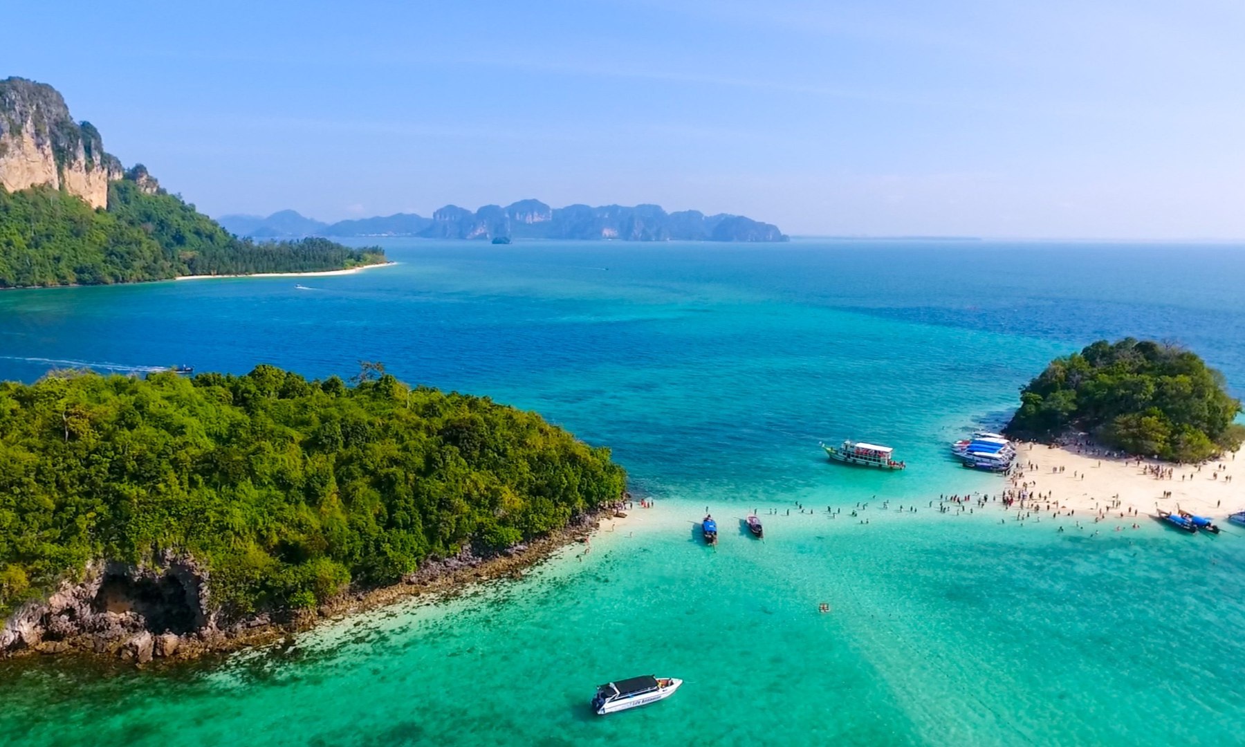 喀比四岛快艇／长尾船一日游（TTD Global 提供）