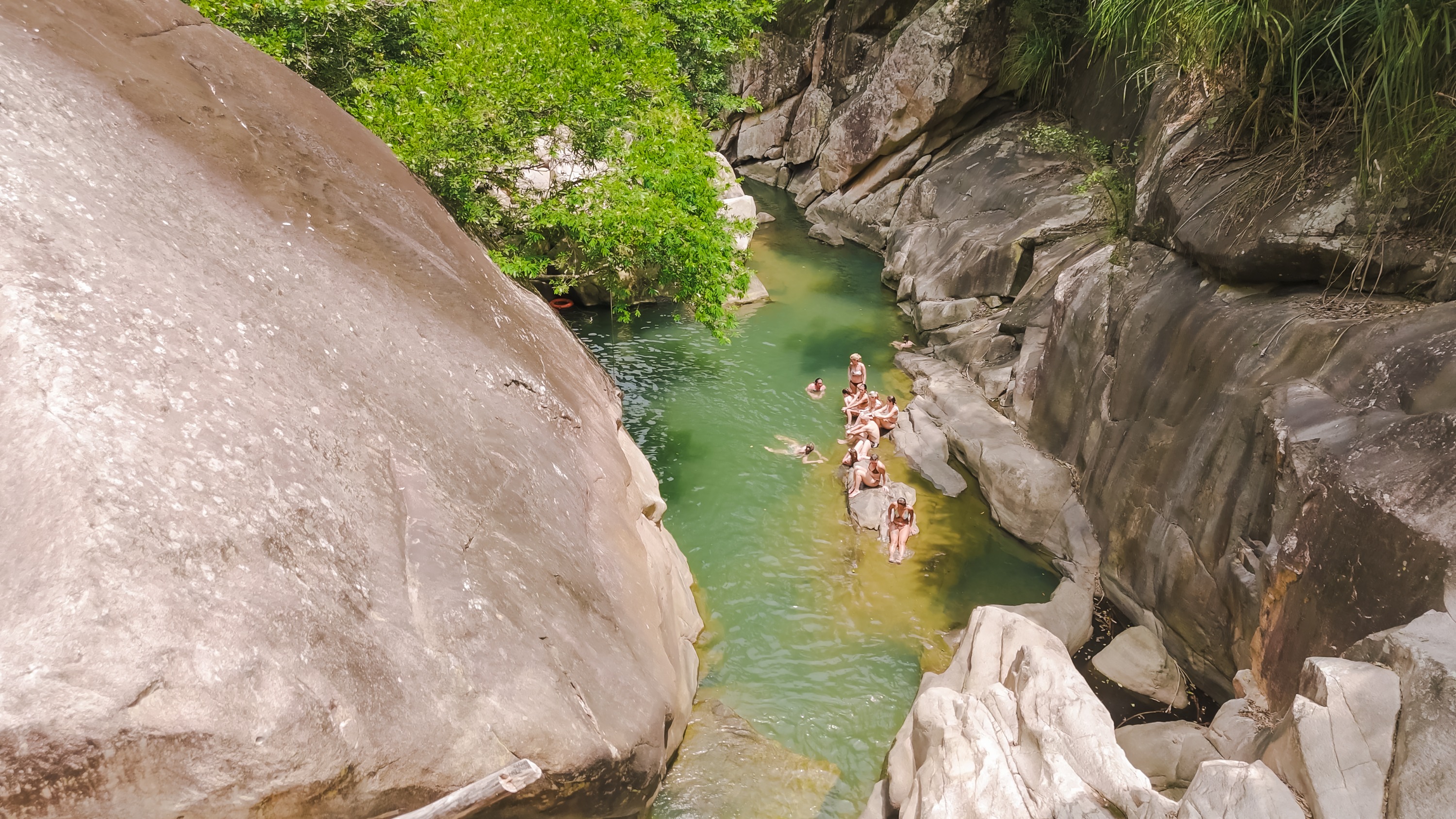 芽庄巴赫瀑布半日游