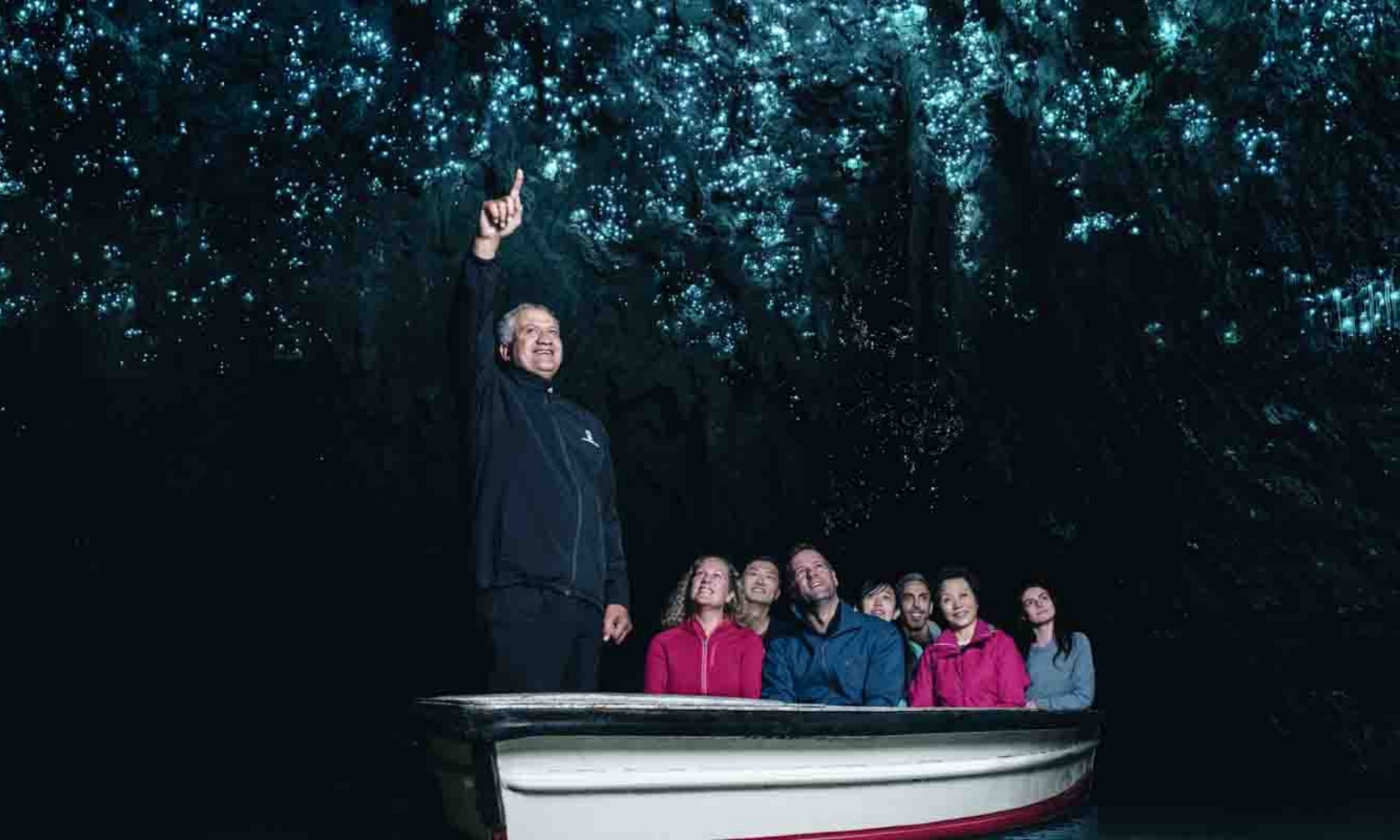 哈比村＆怀托摩萤火虫洞一日游（奥克兰出发）