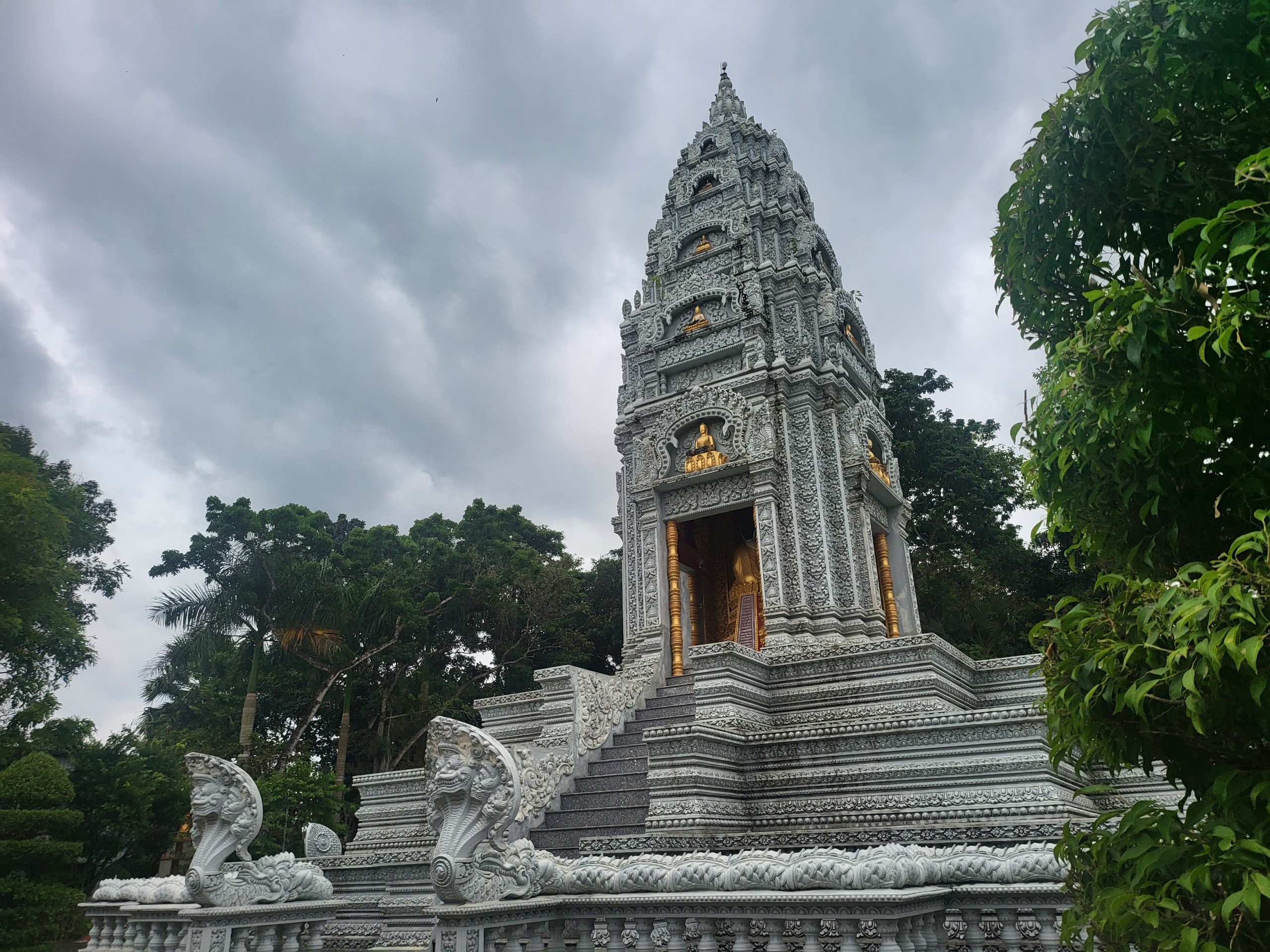 朔庄 & Bac Lie一日私人游（芹苴出发）